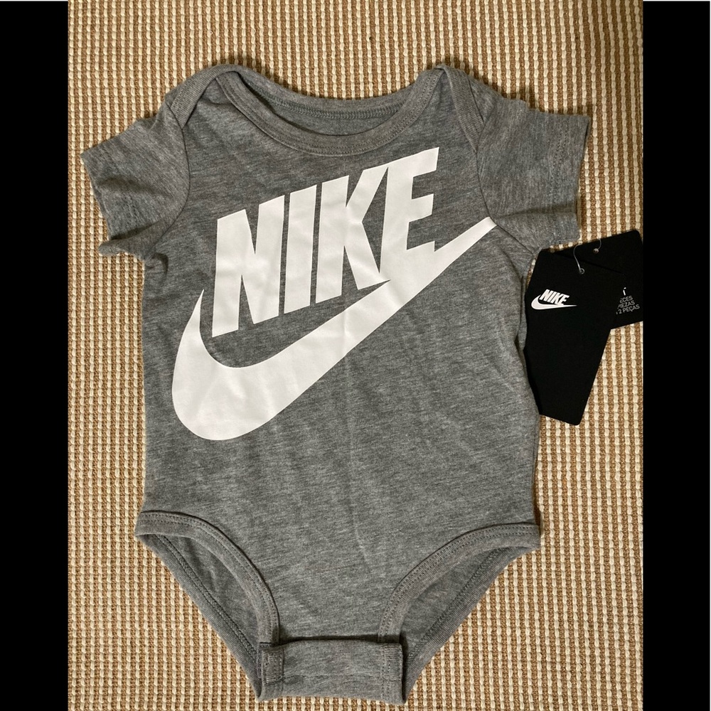 6 months Nike Baby  Bodysuit